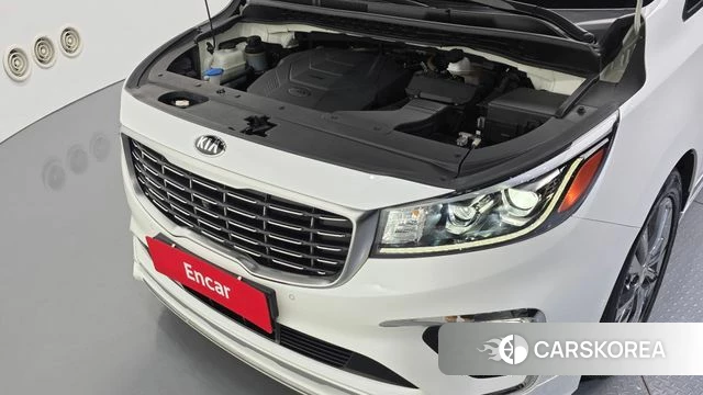 Kia The New Carnival id 4652352 из Кореи 16