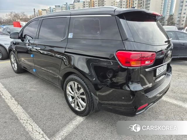 Kia The New Carnival id 2961686 из Кореи 16