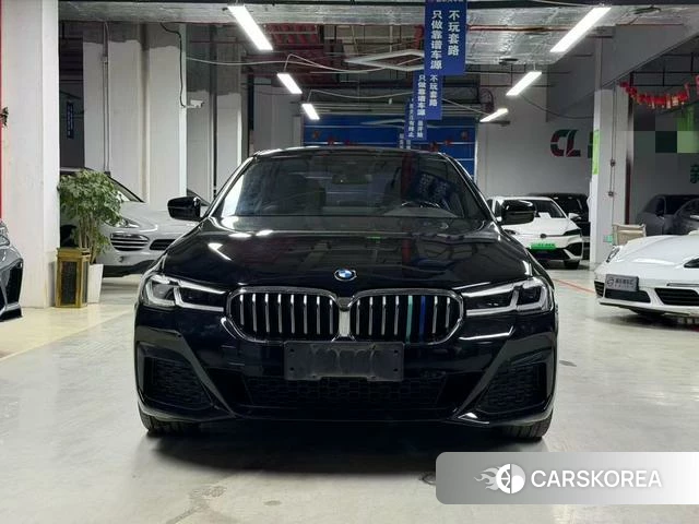 BMW 5 series 2021 Черный из Китая, фото 6
