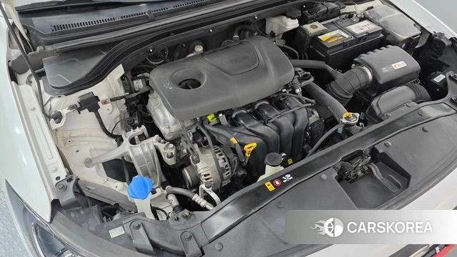 Hyundai Avante AD id 4318180 из Кореи 16