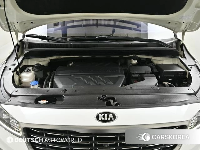 Kia The New Carnival id 4378154 из Кореи 16