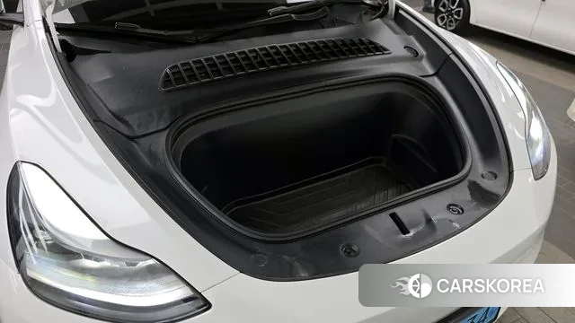 Tesla Model Y id 3606066 из Кореи 16