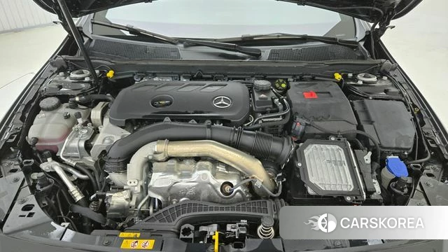 Mercedes-Benz A-Class W177 id 4248403 из Кореи 16