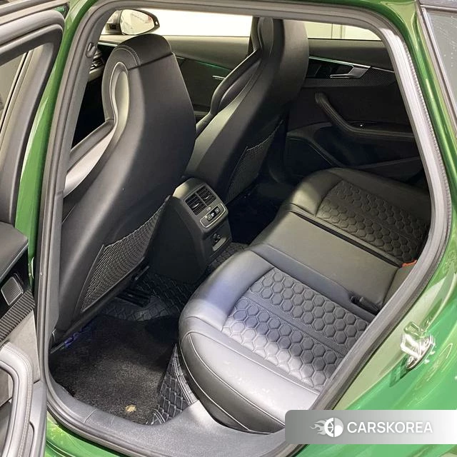Audi RS 4 id 4222033 из Китая 23