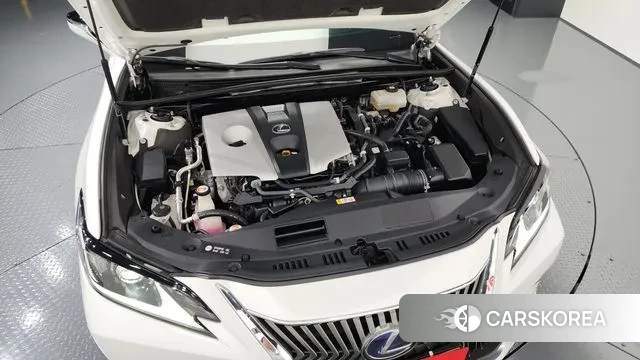 Lexus ES300h 7th generation id 3312831 из Кореи 16