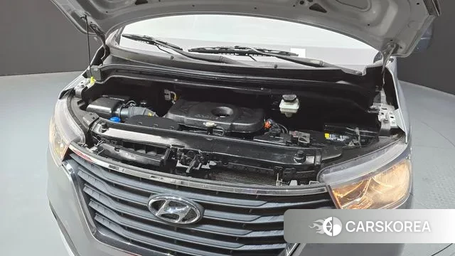 Hyundai The New Grand Starex id 3568441 из Кореи 16