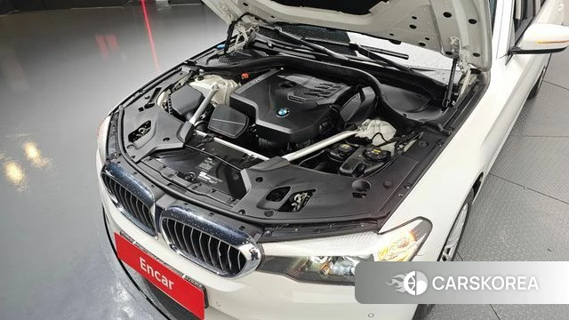 BMW 5 Series (G30) id 4424416 из Кореи 29