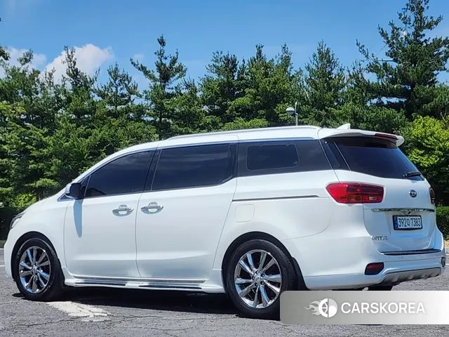 Kia The New Carnival id 2997470 из Кореи 16