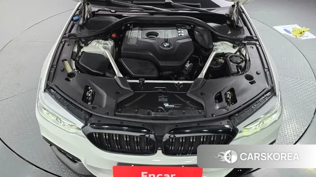 BMW 5 Series (G30) id 3778835 из Кореи 16