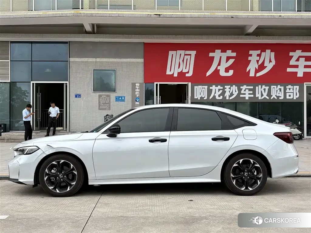Honda Civic 2025 Белый из Китая, фото 6
