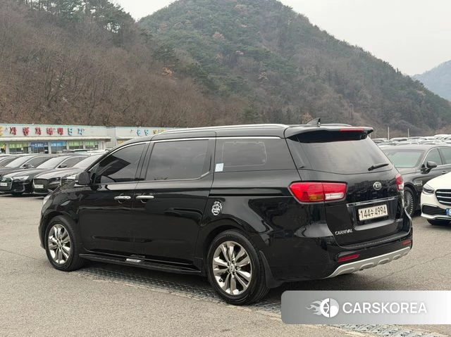 Kia All New Carnival id 4225810 из Кореи 16