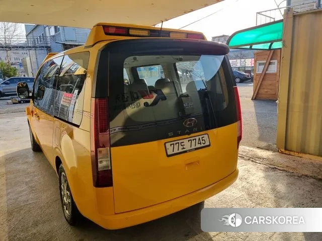 Hyundai Staria id 3740963 из Кореи 16