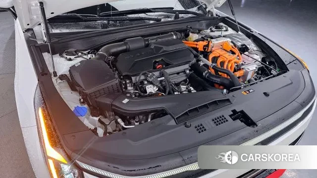 Kia The New K8 Hybrid id 3080379 из Кореи 16