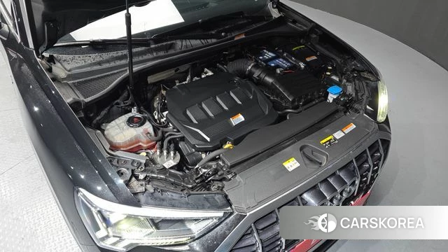 Audi Q3 (F3) id 3806242 из Кореи 16