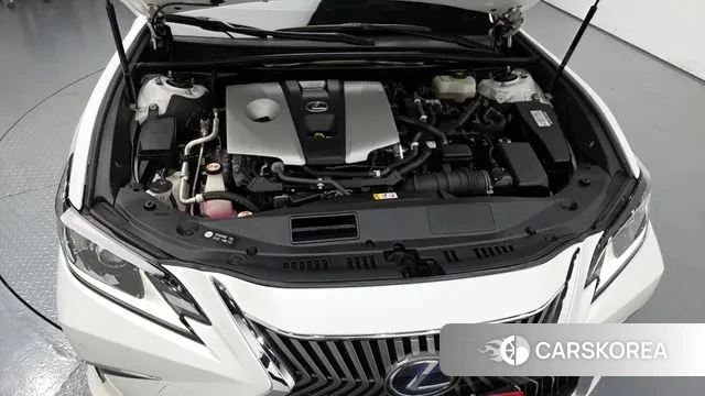 Lexus ES300h 7th generation id 3356601 из Кореи 16