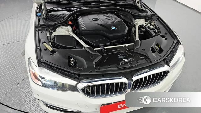 BMW 5 Series (G30) id 4683939 из Кореи 29