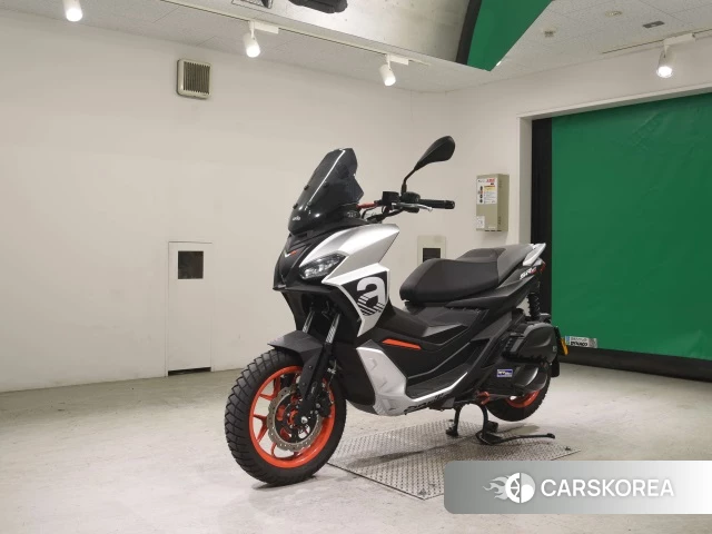 Aprilia SR GT200 2023 из Японии, фото 4