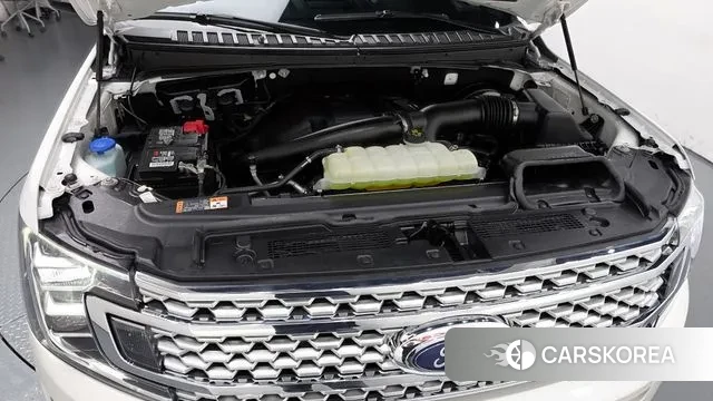 Ford Expeditation id 3343324 из Кореи 16