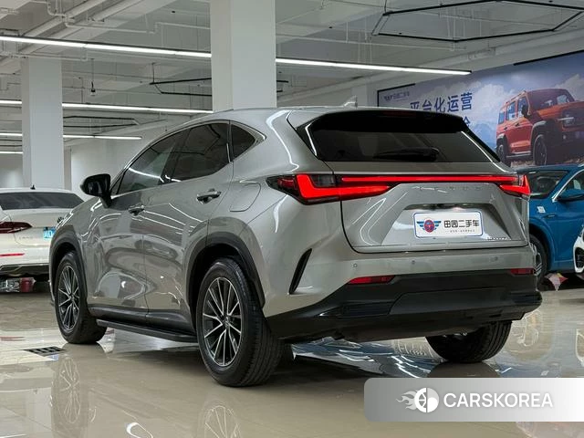 Lexus NX id 4262231 из Китая 9