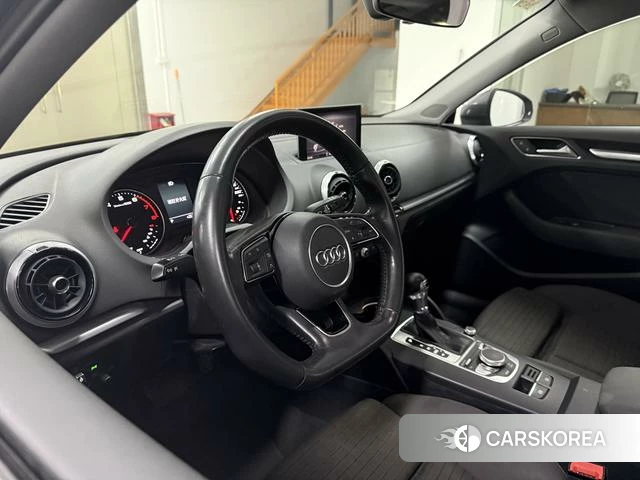 Audi A3 id 4235742 из Китая 15