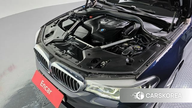BMW 5 Series (G30) id 4338946 из Кореи 29