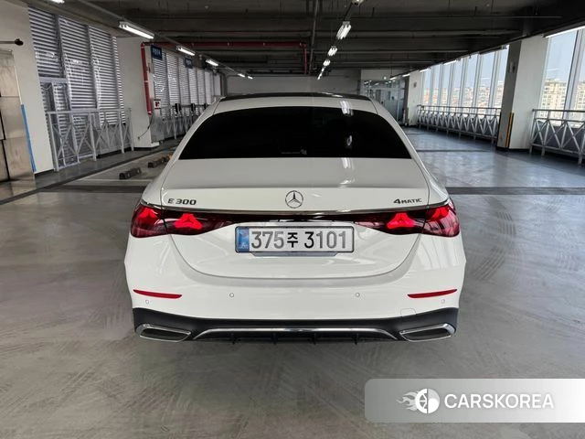 Mercedes-Benz E-Class W214 id 4193967 из Кореи 16