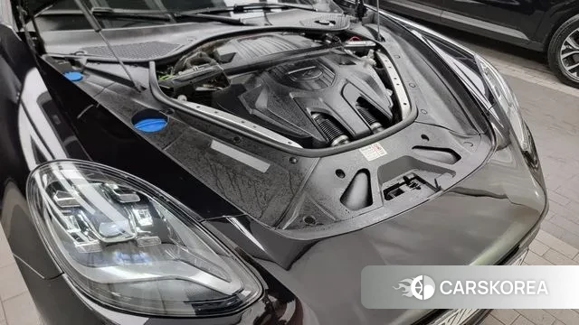 Porsche Panamera (971) id 3016359 из Кореи 16