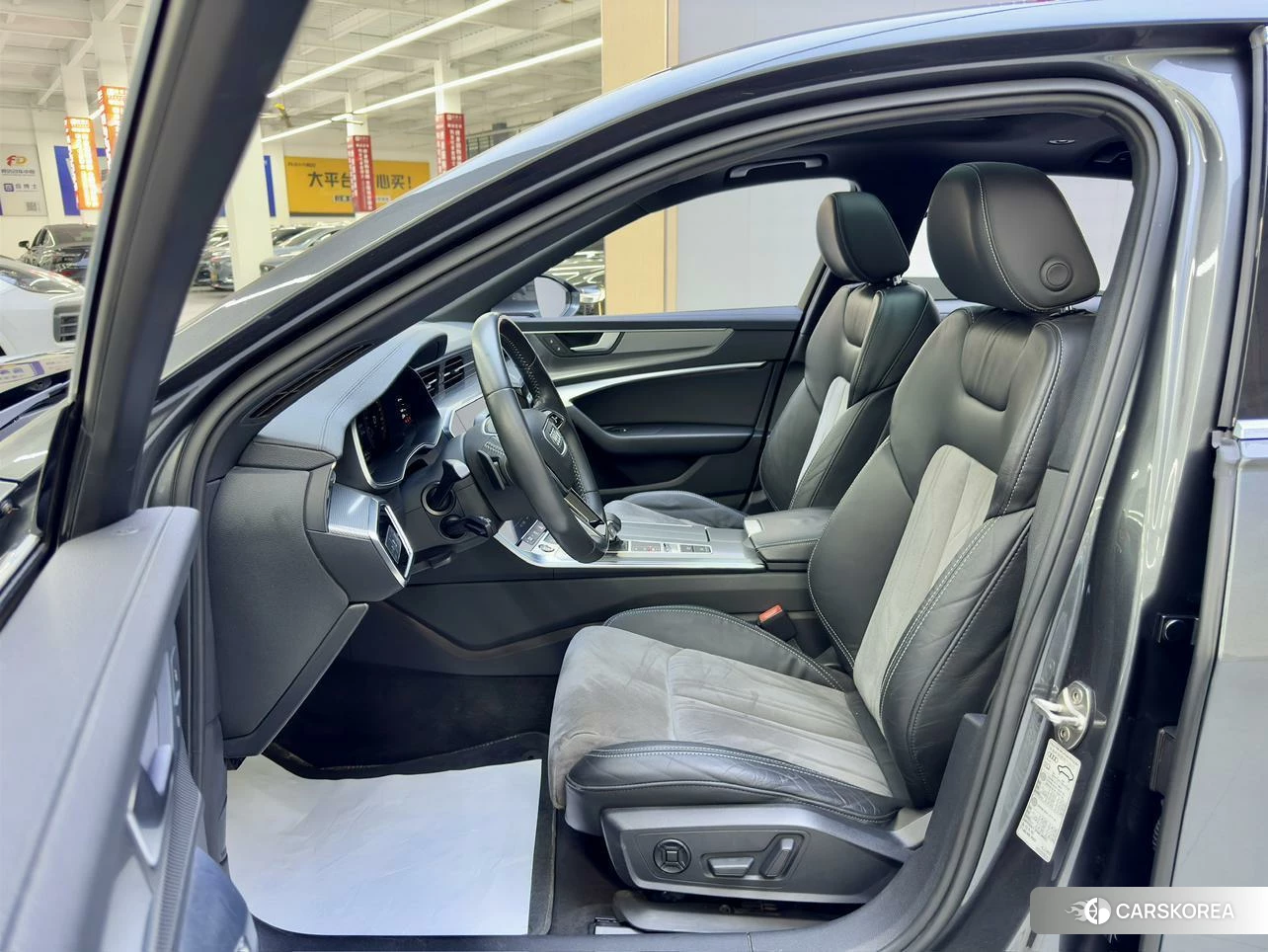 Audi A6L id 4420333 из Китая 10