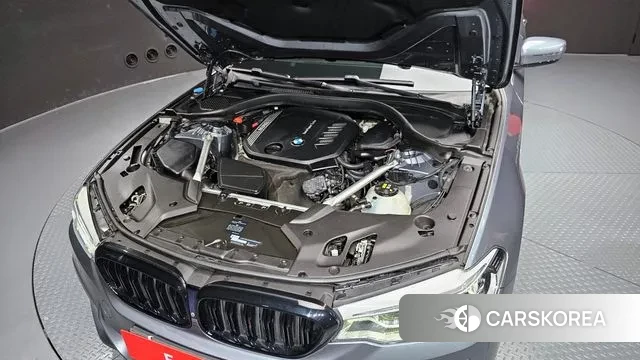 BMW 5 Series (G30) id 3582840 из Кореи 16