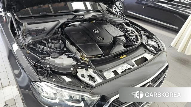 Mercedes-Benz E-Class W214 id 4578679 из Кореи 28