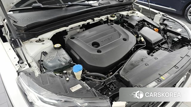 Volvo XC40 id 4519205 из Кореи 16
