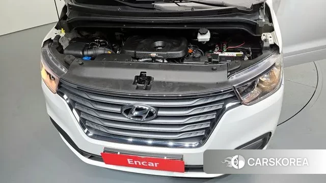 Hyundai The New Grand Starex id 3282571 из Кореи 16