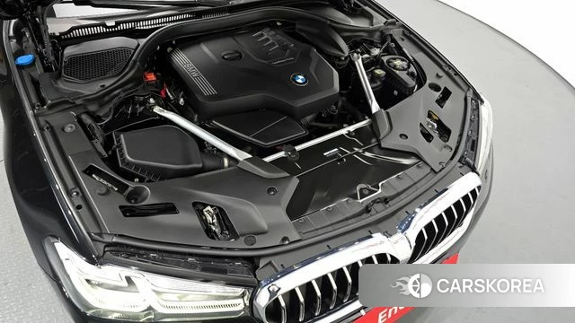 BMW 5 Series (G30) id 3852355 из Кореи 16