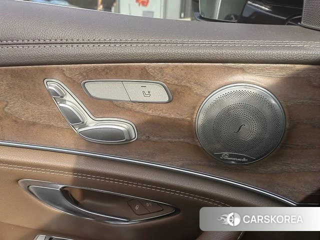 Mercedes-Benz E-class id 4300253 из Китая 13
