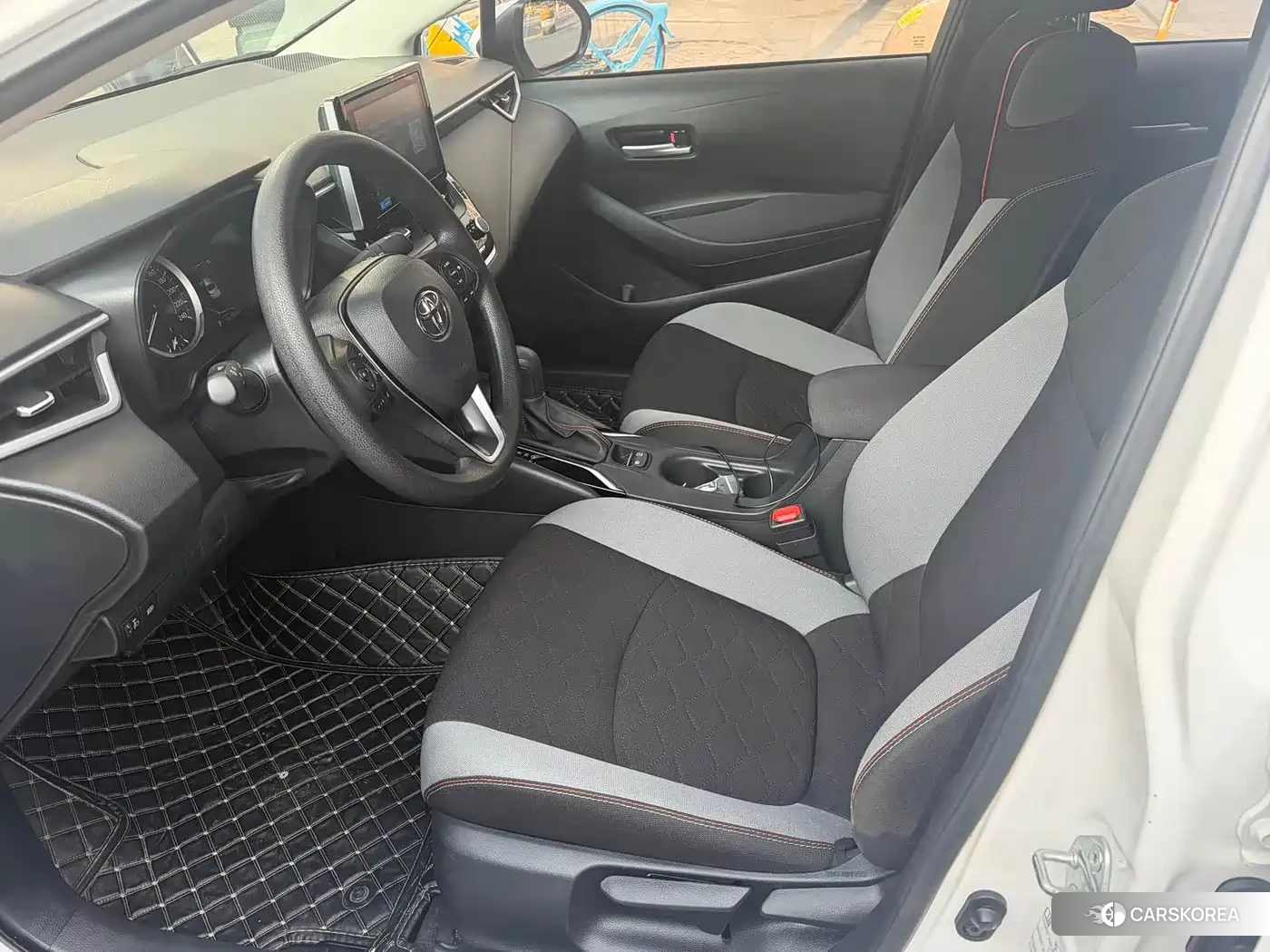 Toyota Corolla 2022 Белый из Китая, фото 6