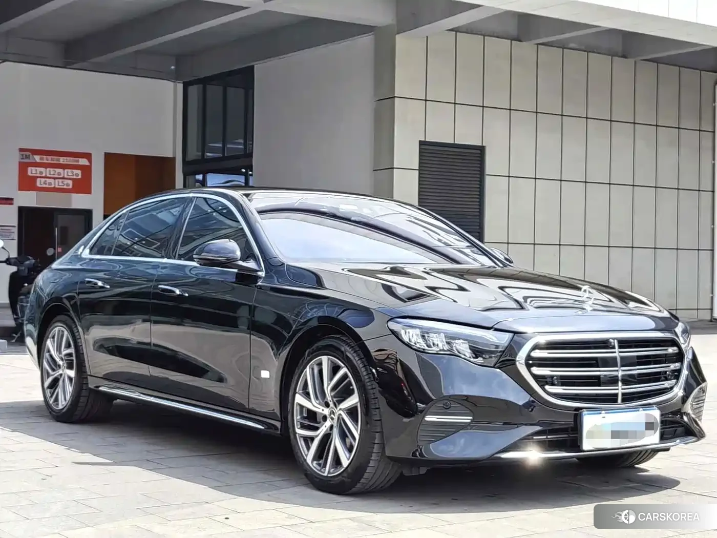 Mercedes-Benz E-Class id 4617208 из Китая 7