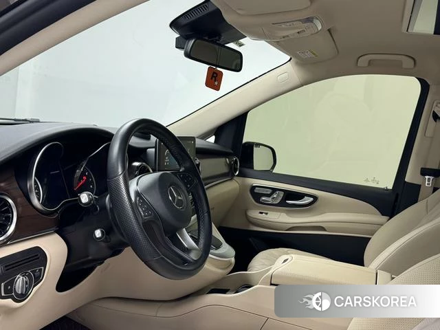 Mercedes-Benz V-class id 4265263 из Китая 17
