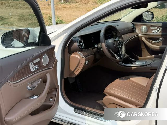 Mercedes-Benz E-class id 4297303 из Китая 12