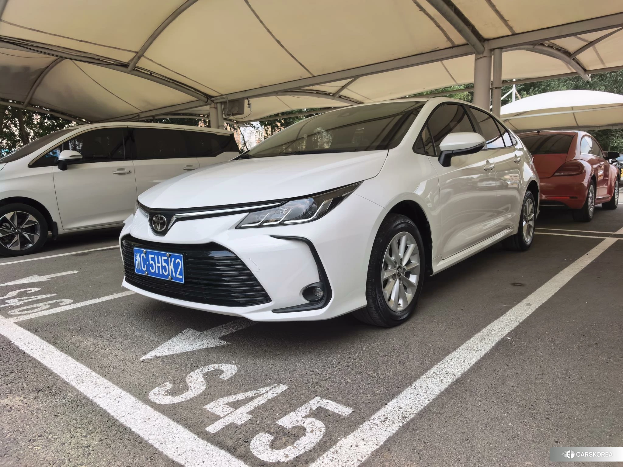 Toyota Corolla id 4514897 из Китая 14