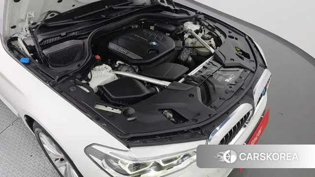 BMW 5 Series (G30) id 3008605 из Кореи 16