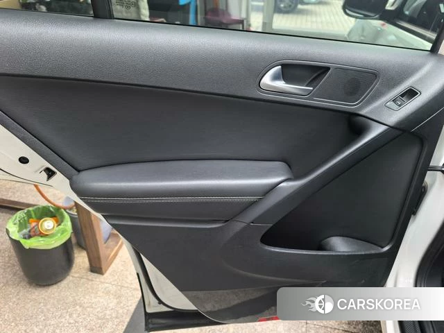 Volkswagen Tiguan id 4207983 из Китая 22