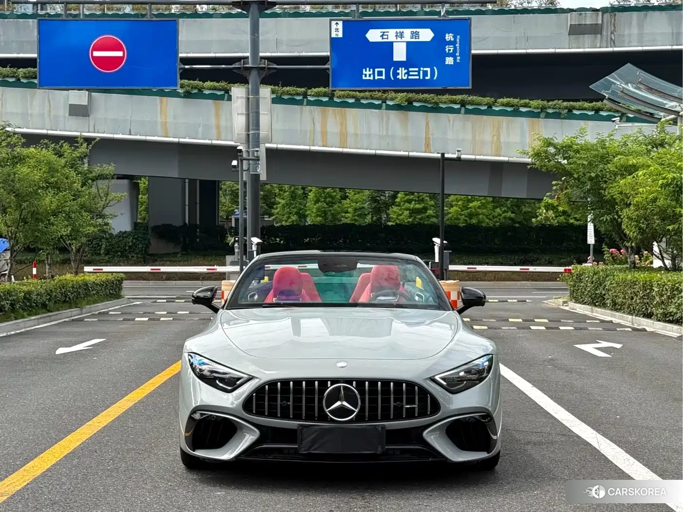 Mercedes-Benz SL-class AMG 2025 Silver/gray из Китая, фото 6
