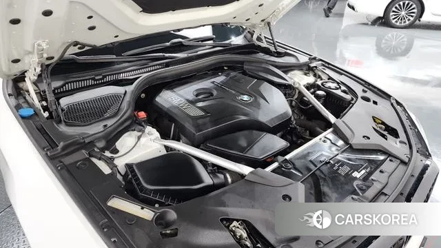 BMW 5 Series (G30) id 3351146 из Кореи 16