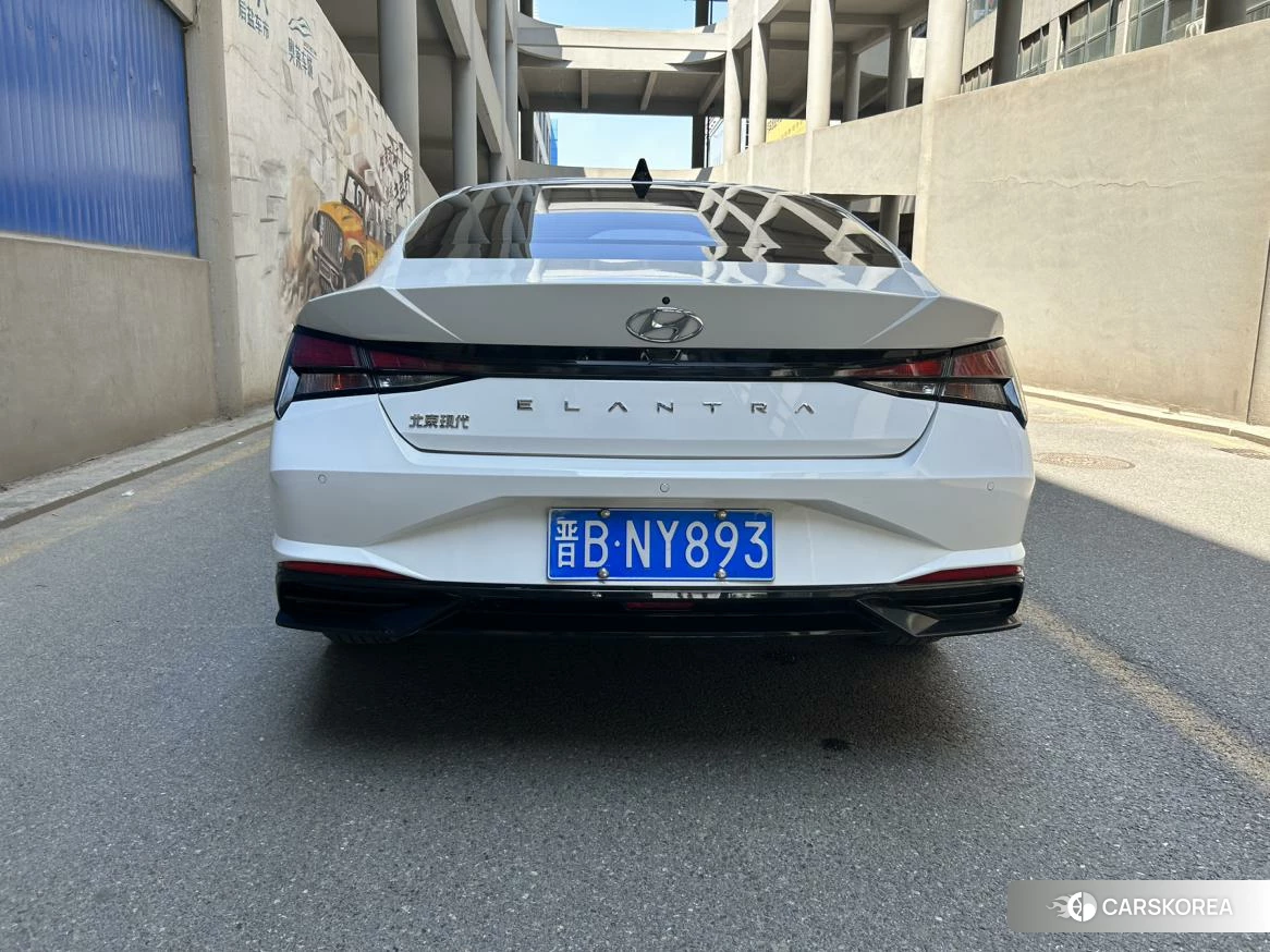 Hyundai Elantra id 4514797 из Китая 9