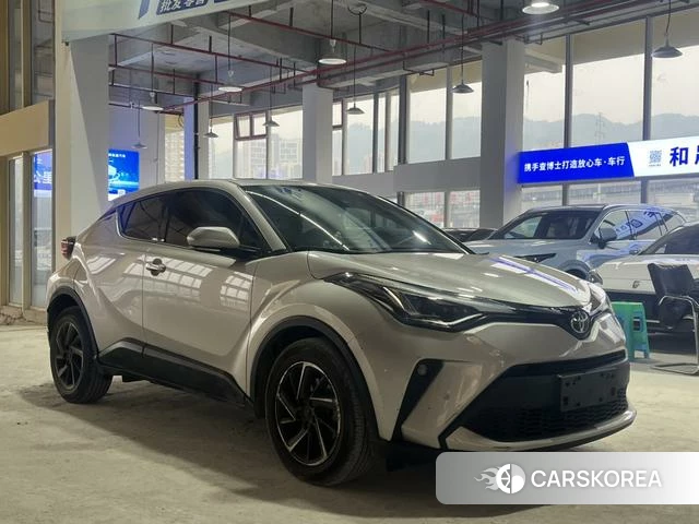 Toyota C-HR 2021 Серебристо-серый из Китая, фото 6