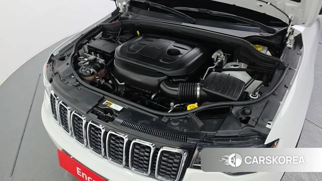 Jeep Grand Cherokee id 4759822 из Кореи 31