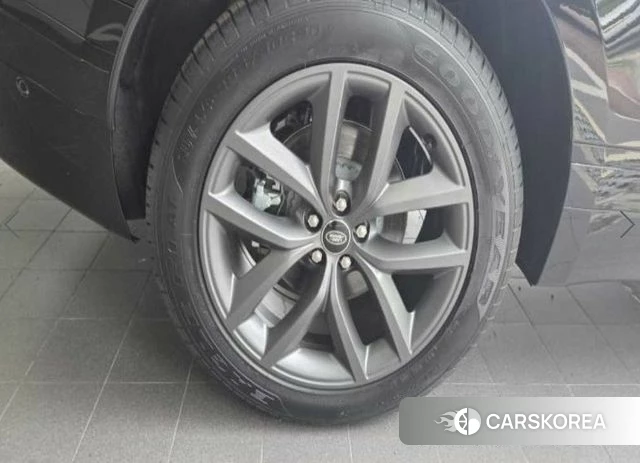 Land Rover Range Rover Velar id 4511046 из Кореи 9