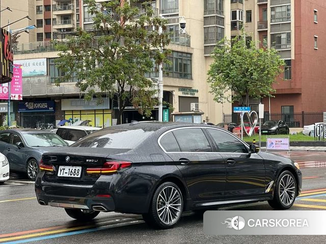 BMW 5 series 2022 Черный из Китая, фото 6