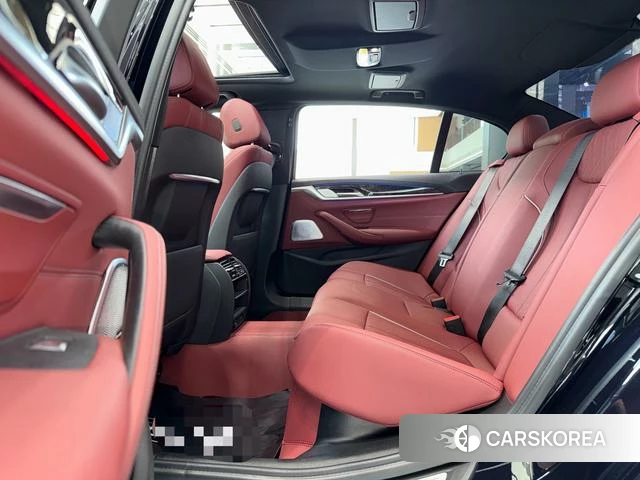 BMW 5 series 2021 Черный из Китая, фото 6