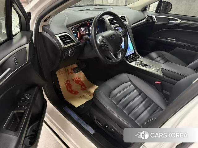 Ford Mondeo 2021 Белый из Китая, фото 6